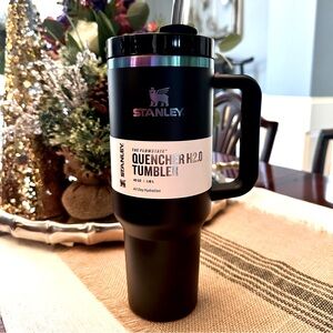 STANLEY 40oz Quencher H2.0 FlowState Tumbler Black Chrome